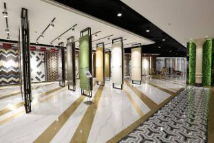 圖片包含 室內(nèi), 地板, 建筑物, 墻壁 已生成高可信度的說明